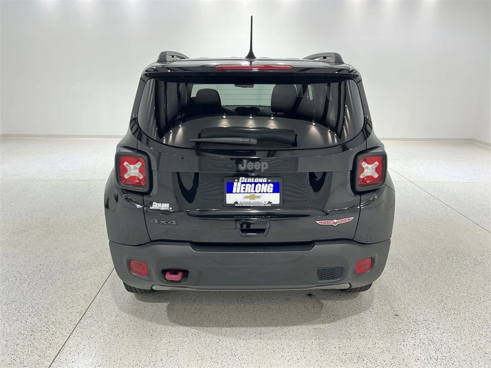 2020 Jeep Renegade - Image 4 of 12