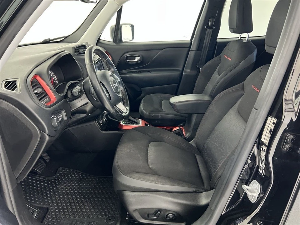 2020 Jeep Renegade - Image 17 of 21