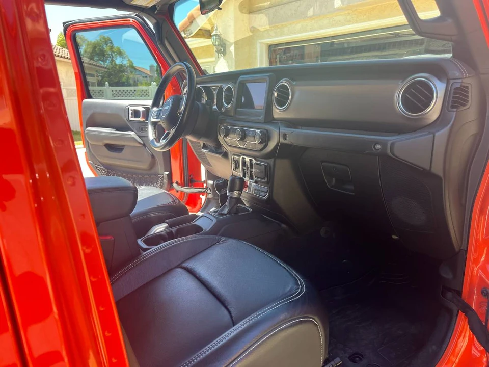 2020 Jeep JT Gladiator - Image 9 of 11