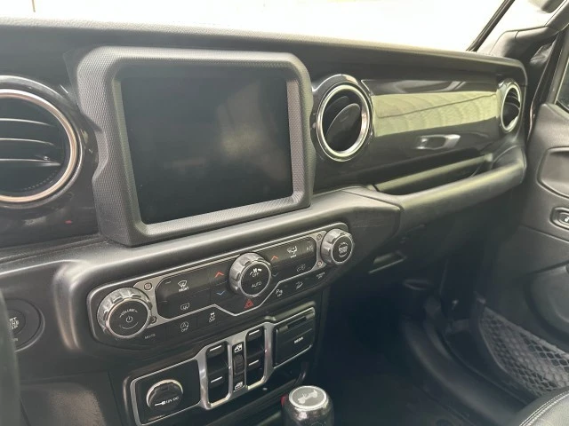 2020 Jeep JL Wrangler - Image 20 of 21
