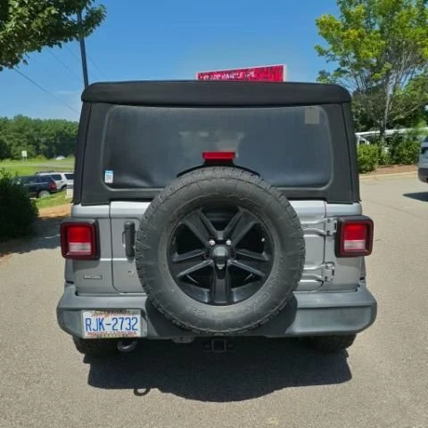 2020 Jeep JL Wrangler - Image 9 of 20