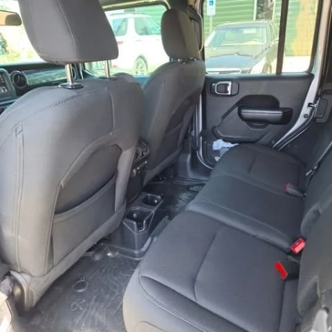 2020 Jeep JL Wrangler - Image 7 of 20