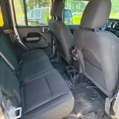 2020 Jeep JL Wrangler - Image 3 of 20