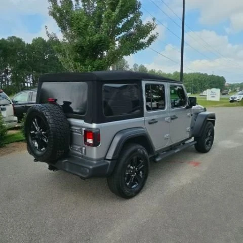 2020 Jeep JL Wrangler - Image 18 of 20