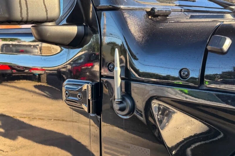 2020 Jeep JL Wrangler - Image 14 of 20