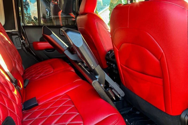 2020 Jeep JL Wrangler - Image 19 of 20