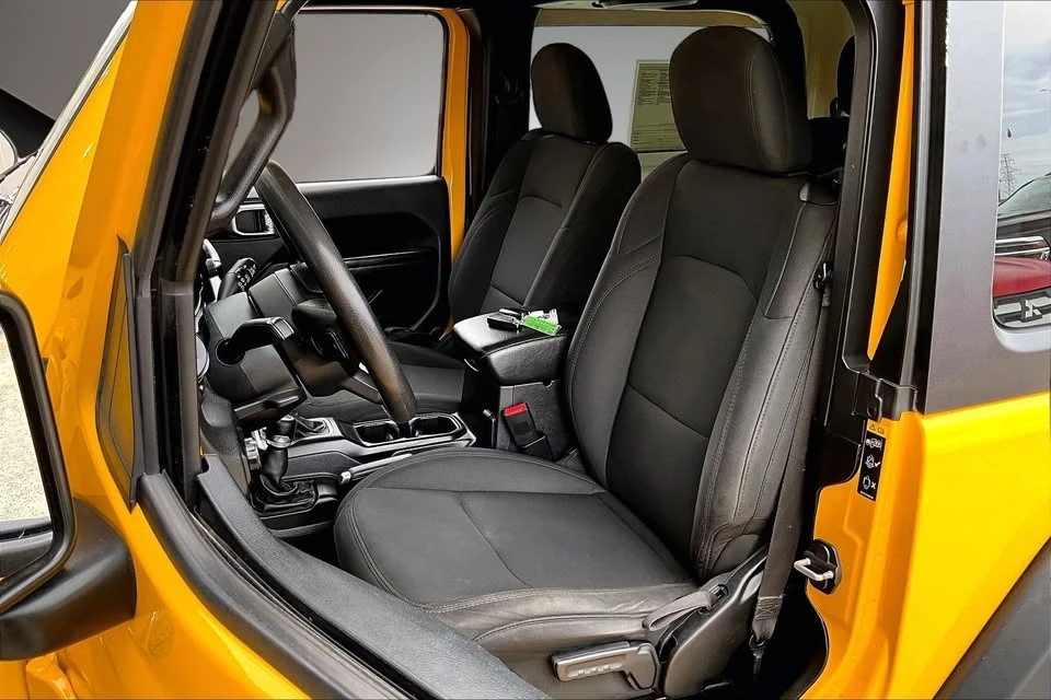 2020 Jeep JL Wrangler - Image 5 of 5