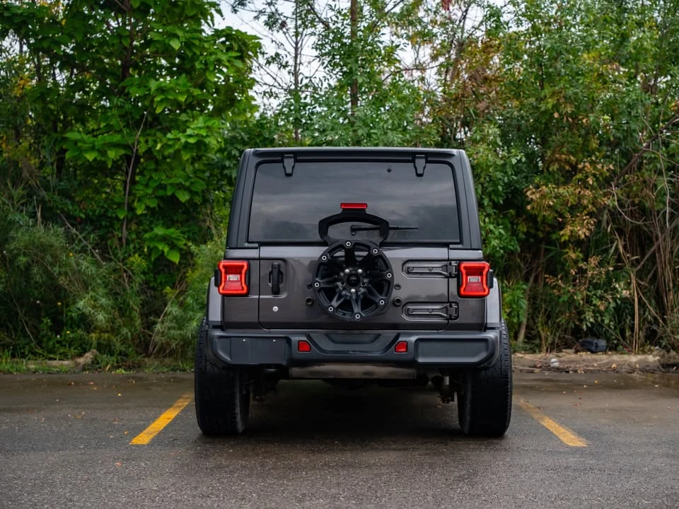 2020 Jeep JL Wrangler - Image 5 of 20