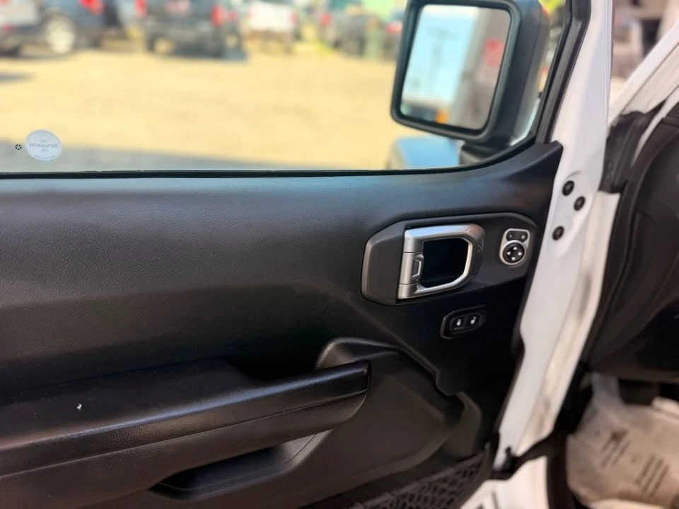 2020 Jeep JL Wrangler - Image 18 of 20