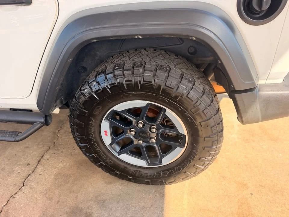 2020 Jeep JL Wrangler - Image 13 of 20