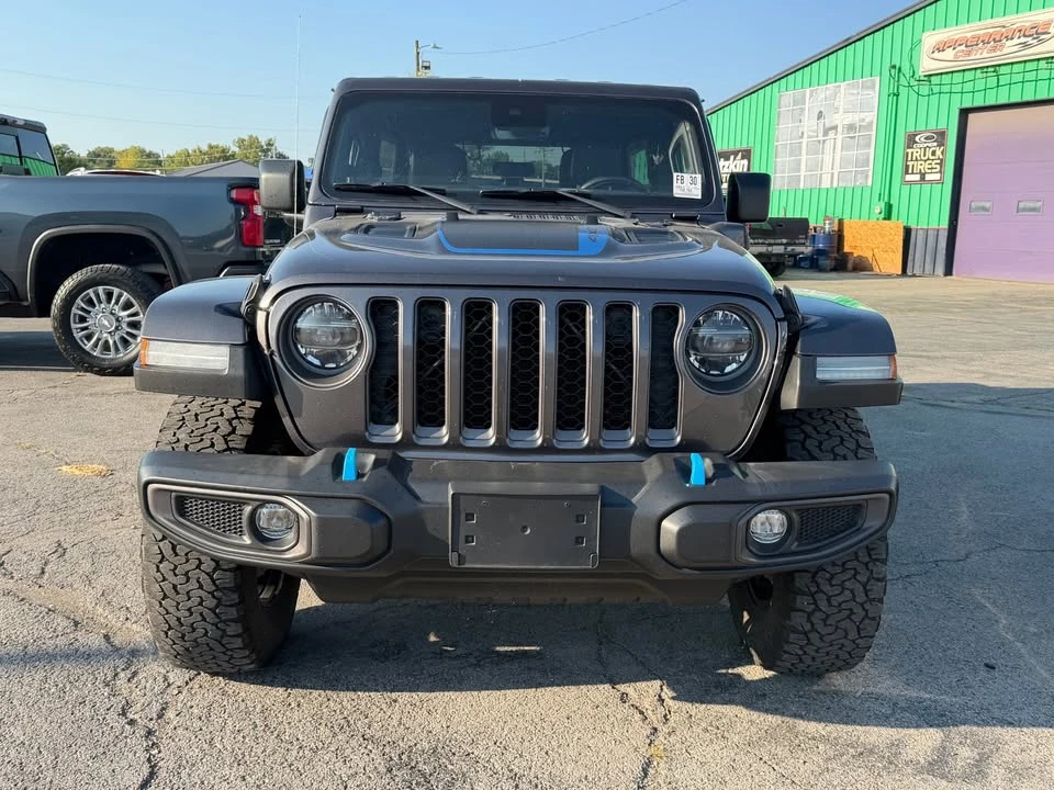 2020 Jeep JL Wrangler - Image 2 of 15
