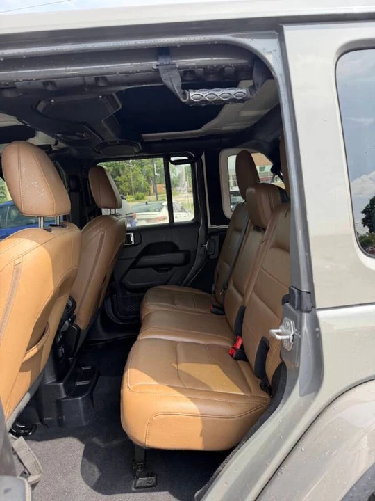 2020 Jeep JL Wrangler - Image 14 of 19