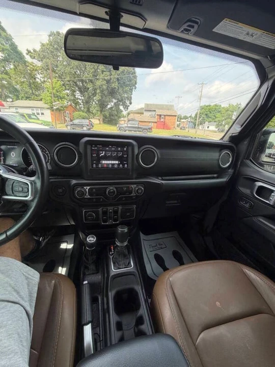 2020 Jeep JL Wrangler - Image 13 of 19
