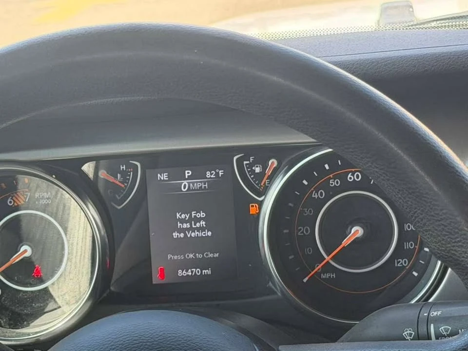 2020 Jeep JL Wrangler - Image 12 of 17