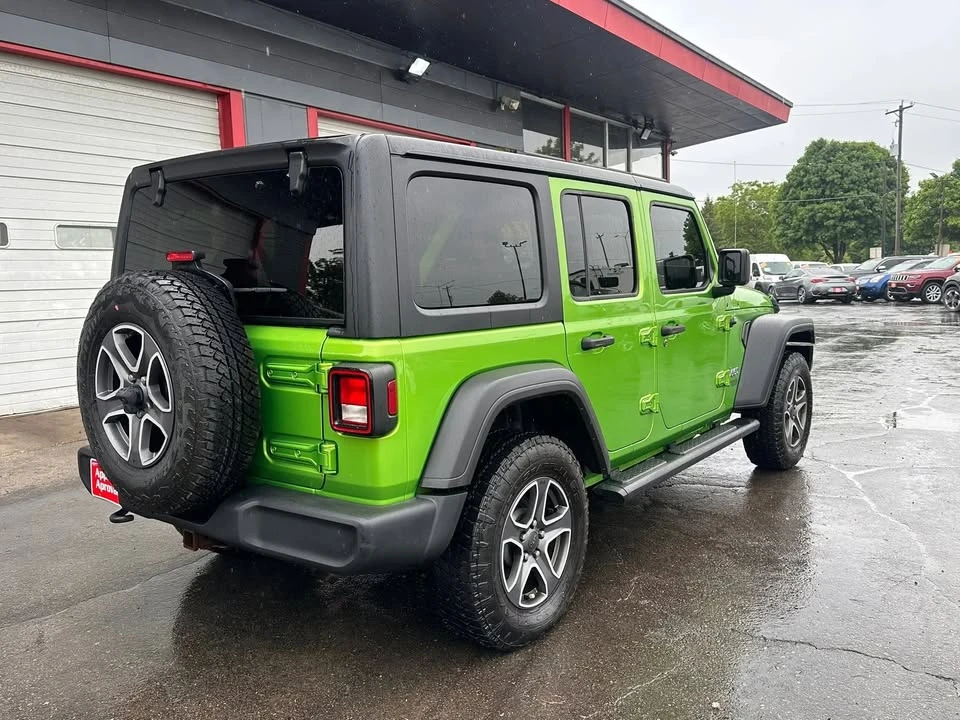 2020 Jeep JL Wrangler - Image 10 of 10