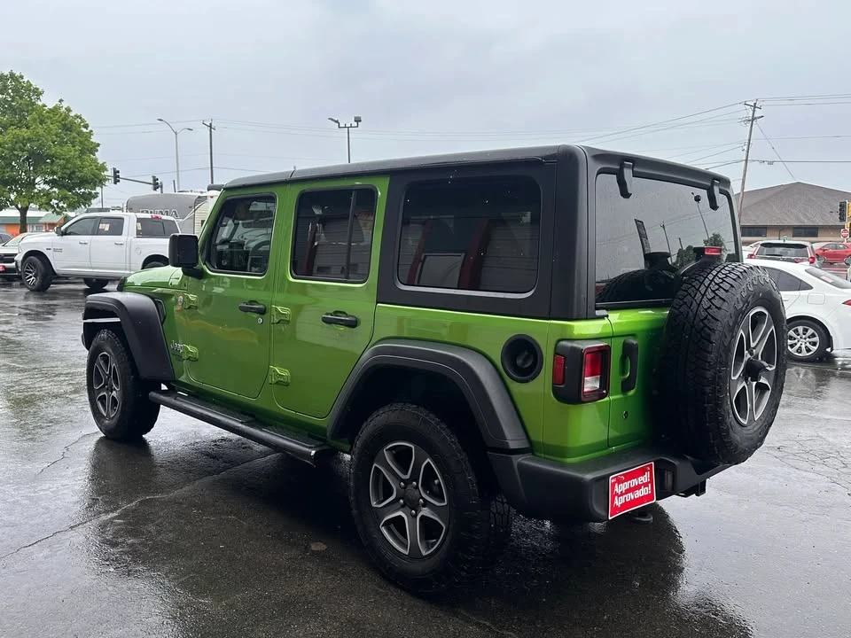 2020 Jeep JL Wrangler - Image 2 of 10