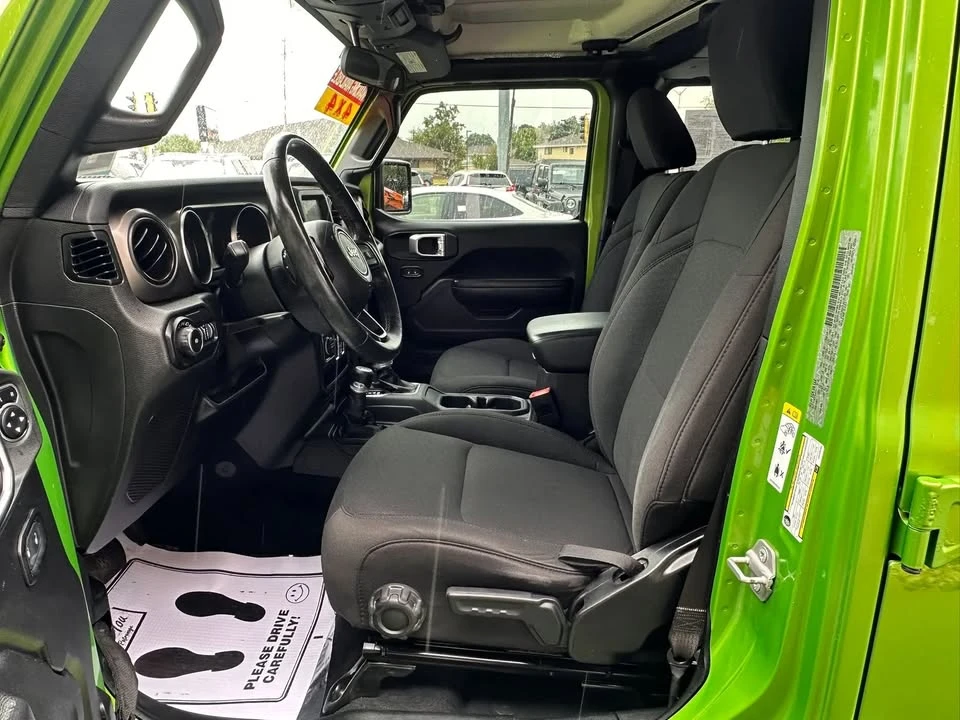 2020 Jeep JL Wrangler - Image 9 of 10