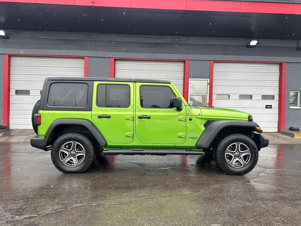 2020 Jeep JL Wrangler - Image 7 of 10