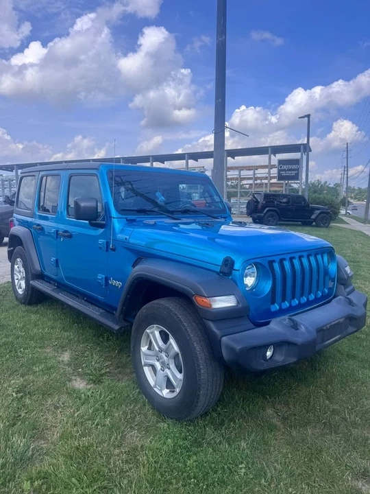 2020 Jeep JL Wrangler - Image 3 of 10