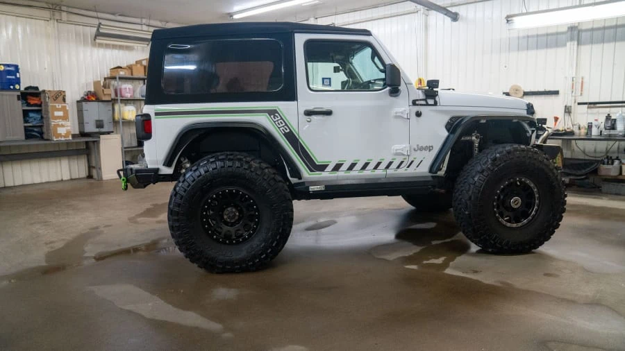 2020 Jeep JL Wrangler - Image 2 of 12