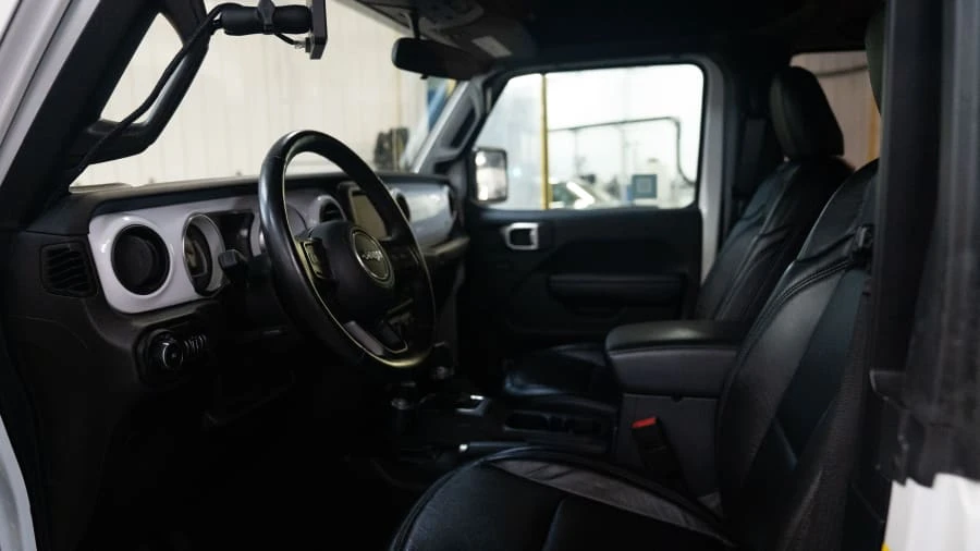 2020 Jeep JL Wrangler - Image 9 of 12