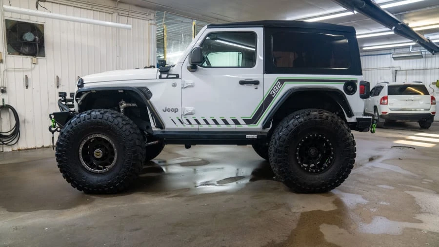 2020 Jeep JL Wrangler - Image 7 of 12