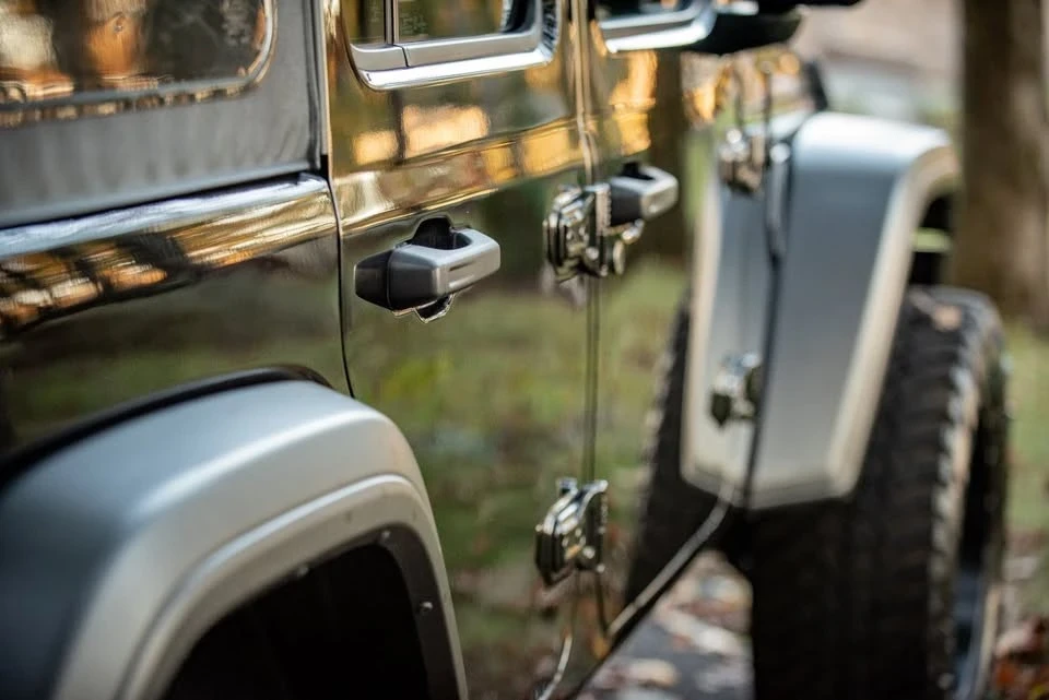 2020 Jeep JL Wrangler - Image 19 of 20