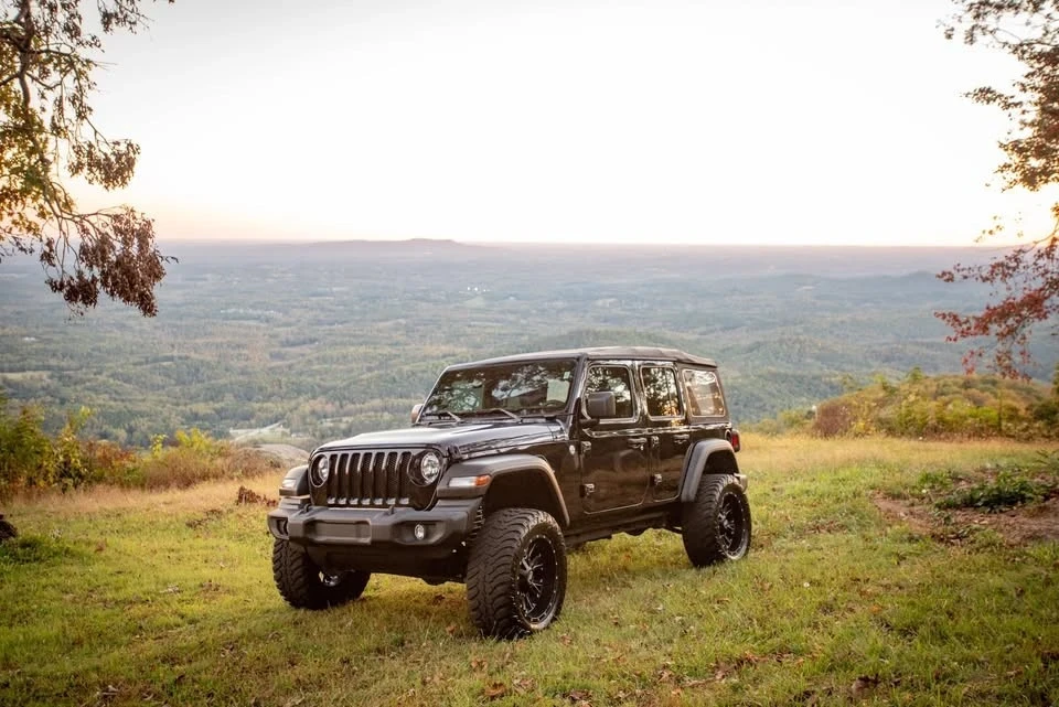 2020 Jeep JL Wrangler - Image 16 of 20