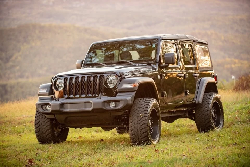 2020 Jeep JL Wrangler - Image 5 of 20