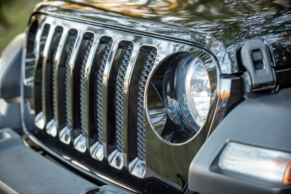 2020 Jeep JL Wrangler - Image 2 of 20
