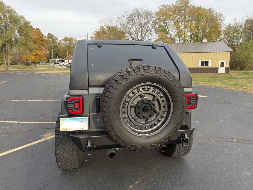 2020 Jeep JL Wrangler - Image 4 of 18