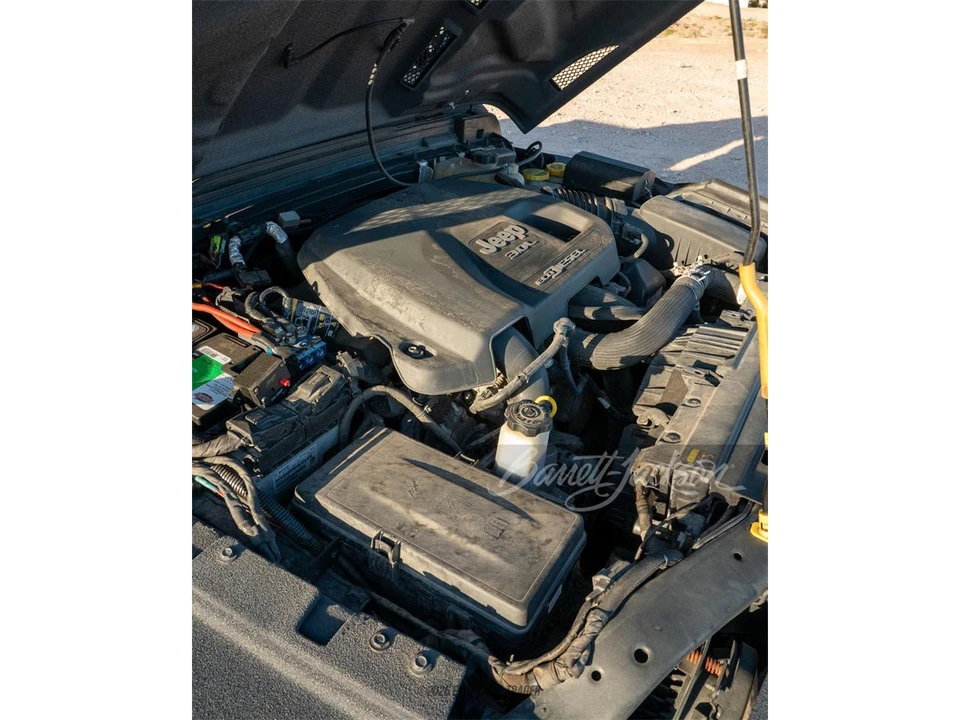 2020 Jeep JL Wrangler - Image 5 of 5