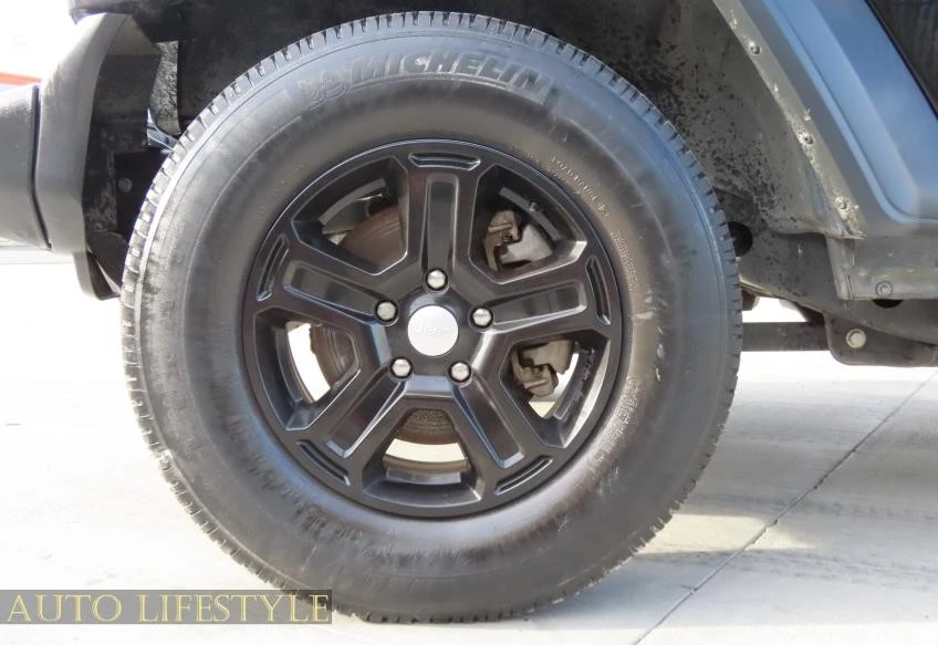 2020 Jeep JL Wrangler - Image 16 of 21