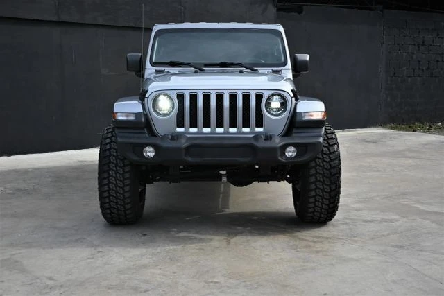 2020 Jeep JL Wrangler - Image 2 of 21