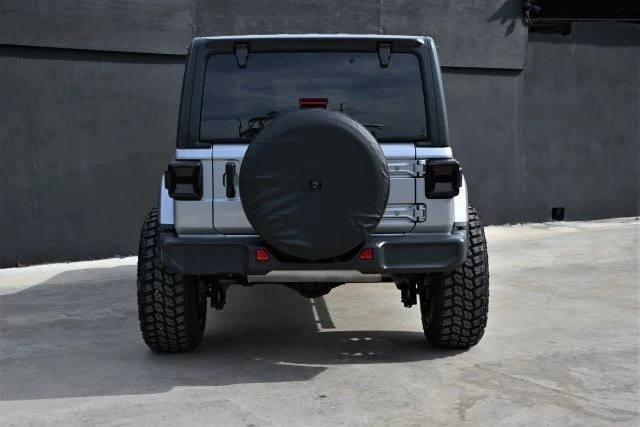 2020 Jeep JL Wrangler - Image 5 of 21