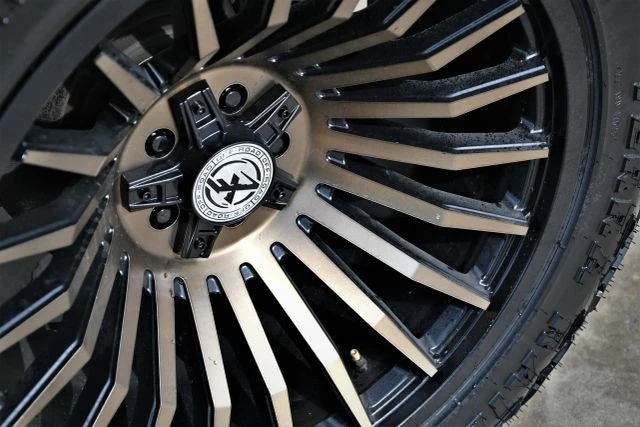 2020 Jeep JL Wrangler - Image 17 of 21