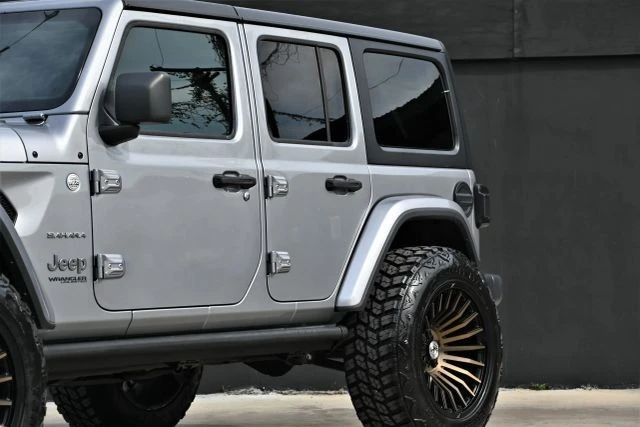 2020 Jeep JL Wrangler - Image 12 of 21