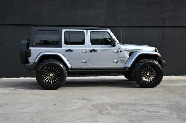 2020 Jeep JL Wrangler - Image 7 of 21
