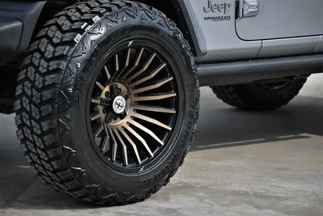 2020 Jeep JL Wrangler - Image 11 of 21