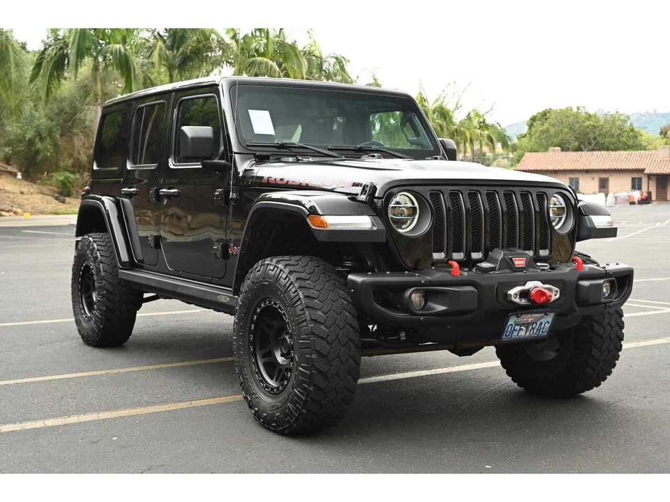 2020 Jeep JL Wrangler - Image 3 of 22