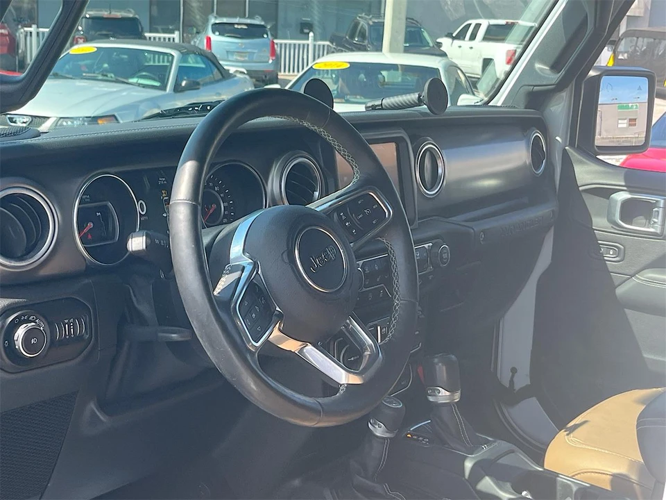 2020 Jeep JL Wrangler - Image 9 of 31