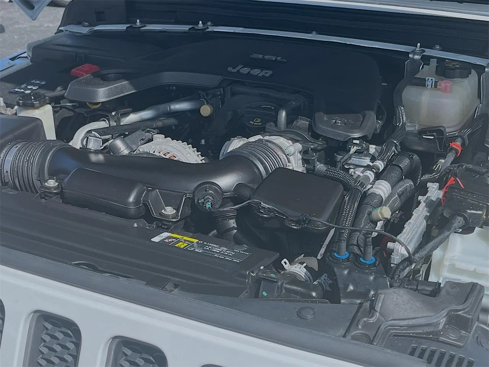 2020 Jeep JL Wrangler - Image 30 of 31