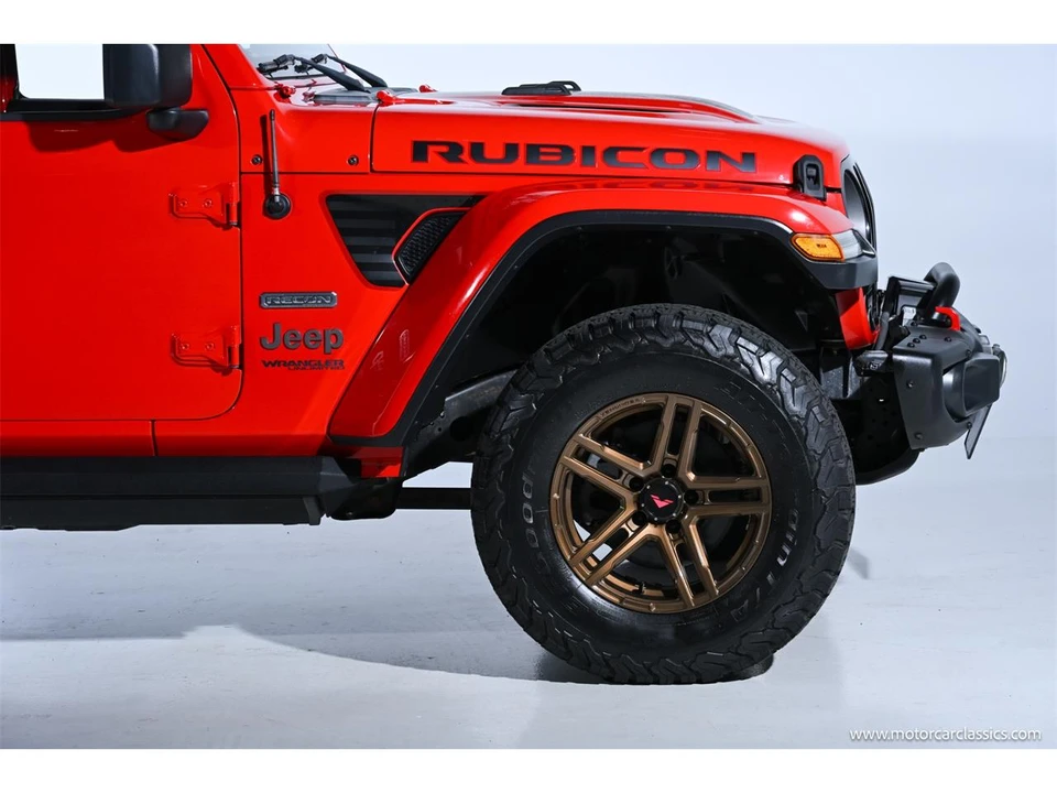 2020 Jeep JL Wrangler - Image 13 of 31