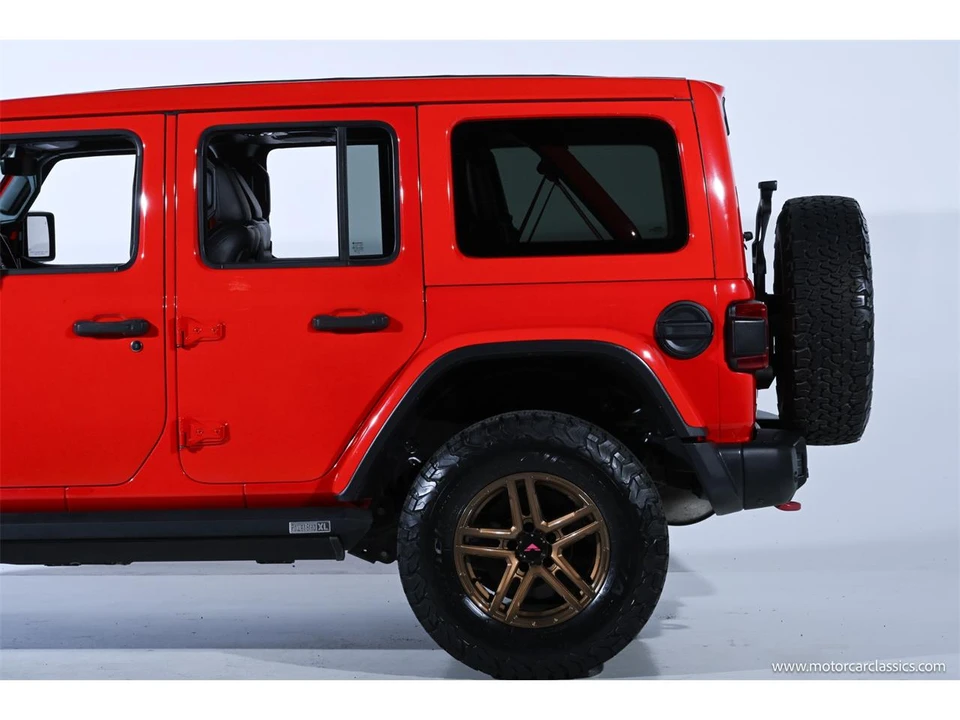 2020 Jeep JL Wrangler - Image 16 of 31