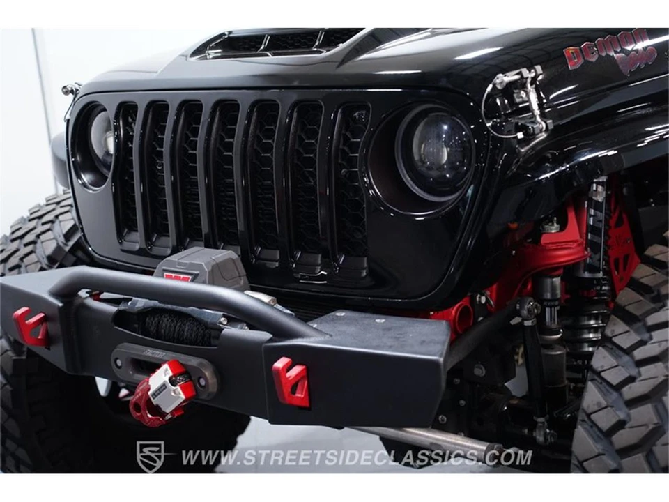 2020 Jeep JL Wrangler - Image 17 of 31