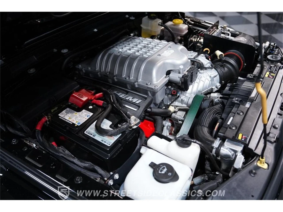 2020 Jeep JL Wrangler - Image 27 of 31