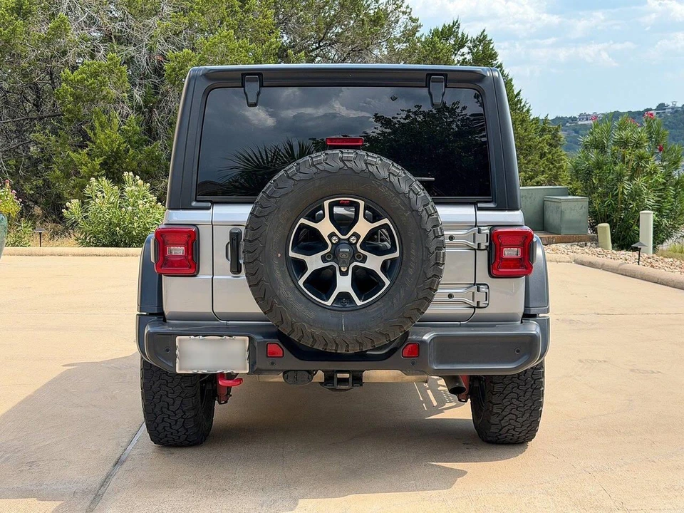 2020 Jeep JL Wrangler - Image 5 of 31