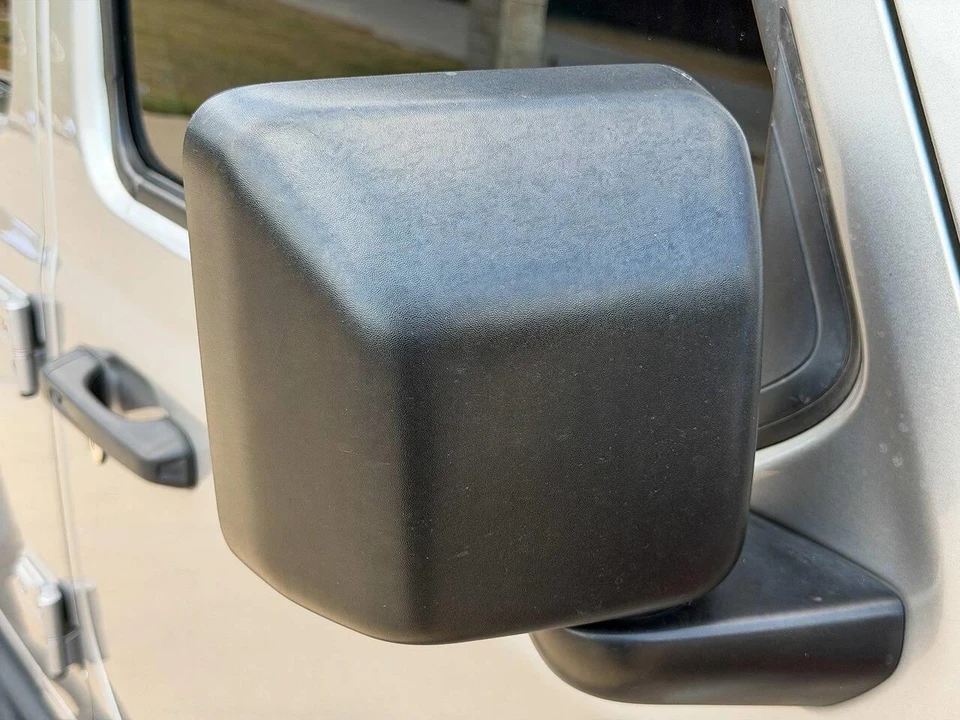 2020 Jeep JL Wrangler - Image 13 of 31