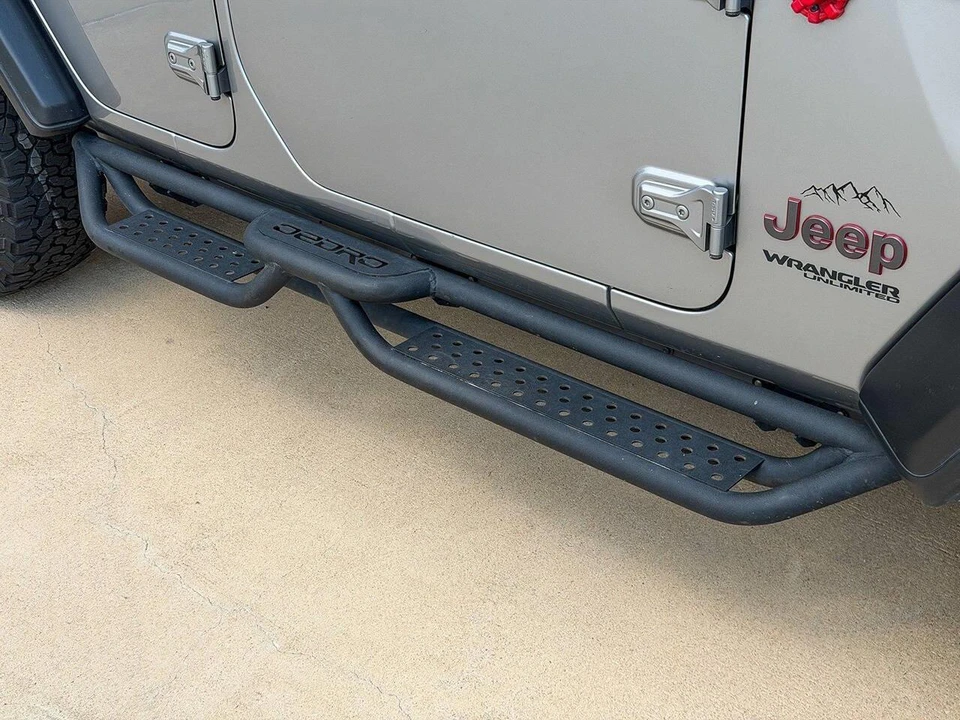 2020 Jeep JL Wrangler - Image 15 of 31