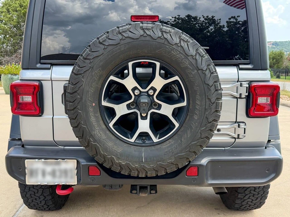 2020 Jeep JL Wrangler - Image 7 of 31